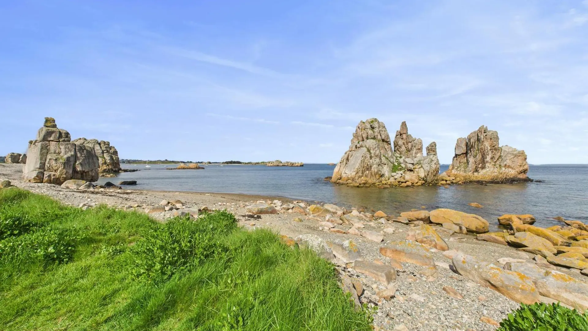 Ideal 8 Adultes Et 5 Enfants - 200M Plage Plougrescant
